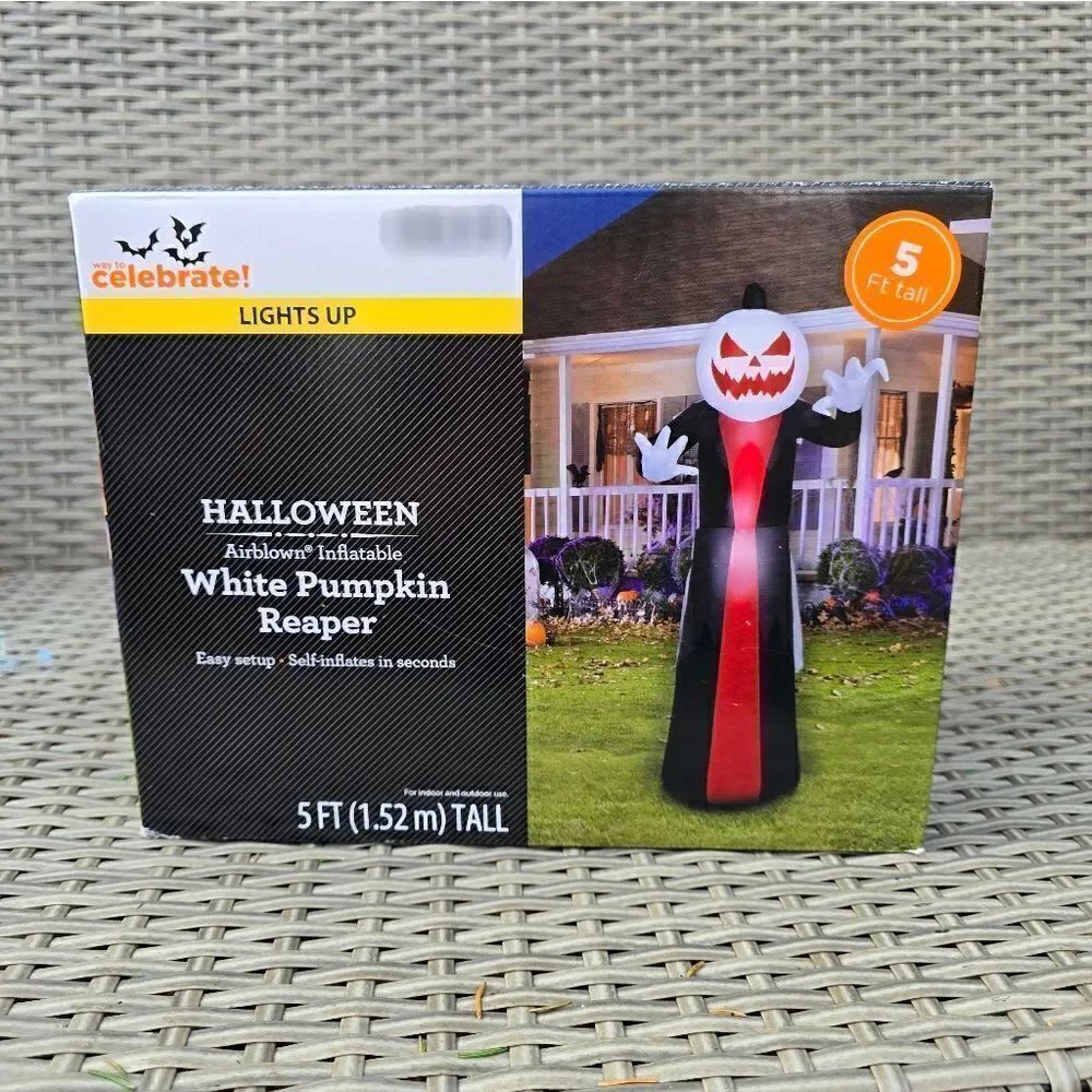 NIB Halloween White Pumpkin Reaper 5ft Airblown Yard Inflatable - Lights Up